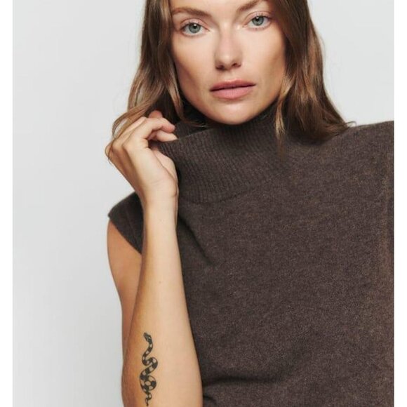 Reformation Arco Cashmere Sleeveless Turtleneck Sweater Vest XS 0 2 Hedgerow - Picture 2 of 6